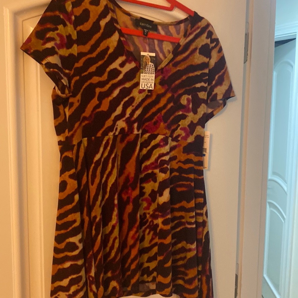 Karen Kane Short-sleeve Dreamcatcher Top NWT